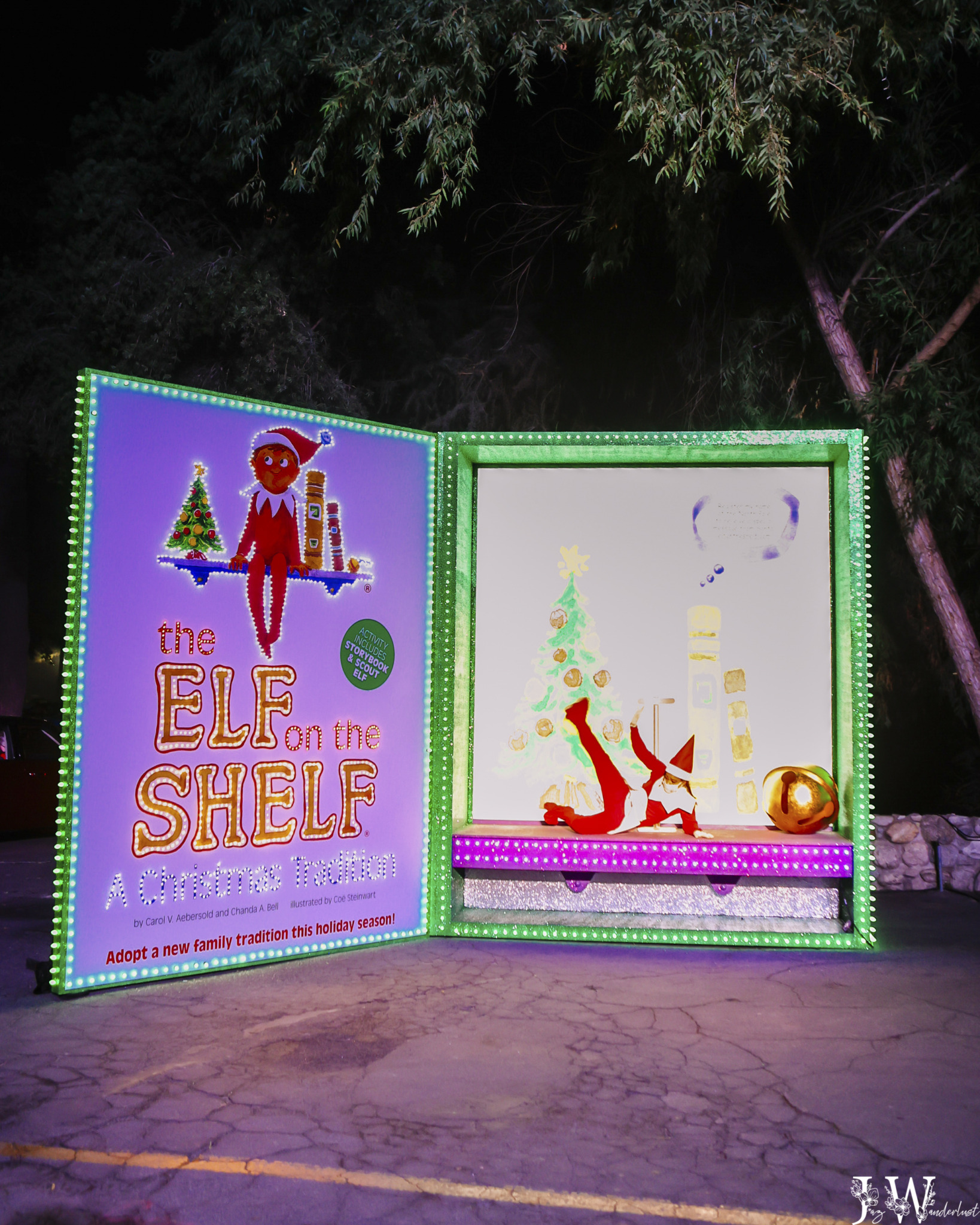 Life-sized Elf on the Shelf storybook at  holiday event. Photography by Jaz Wanderlust.