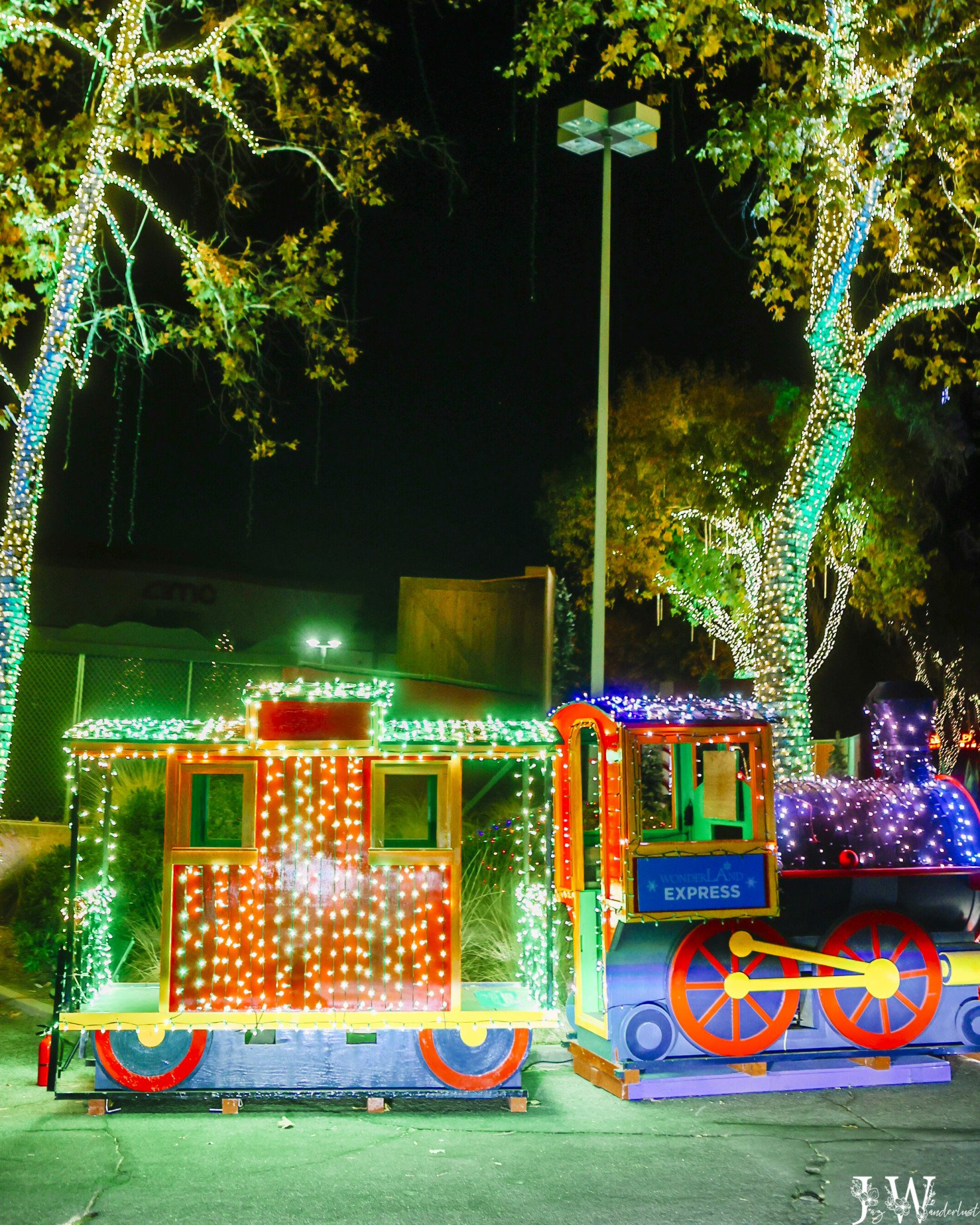 Holiday train decorations at Southern California Christmas decorations. Photography by Jaz Wanderlust.